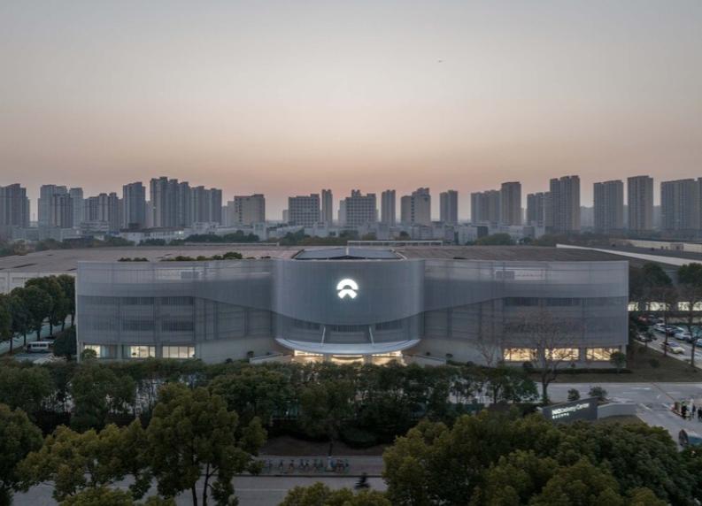 上海这次真的火了！蔚来交付中心！网友：占地超过12000平方米！