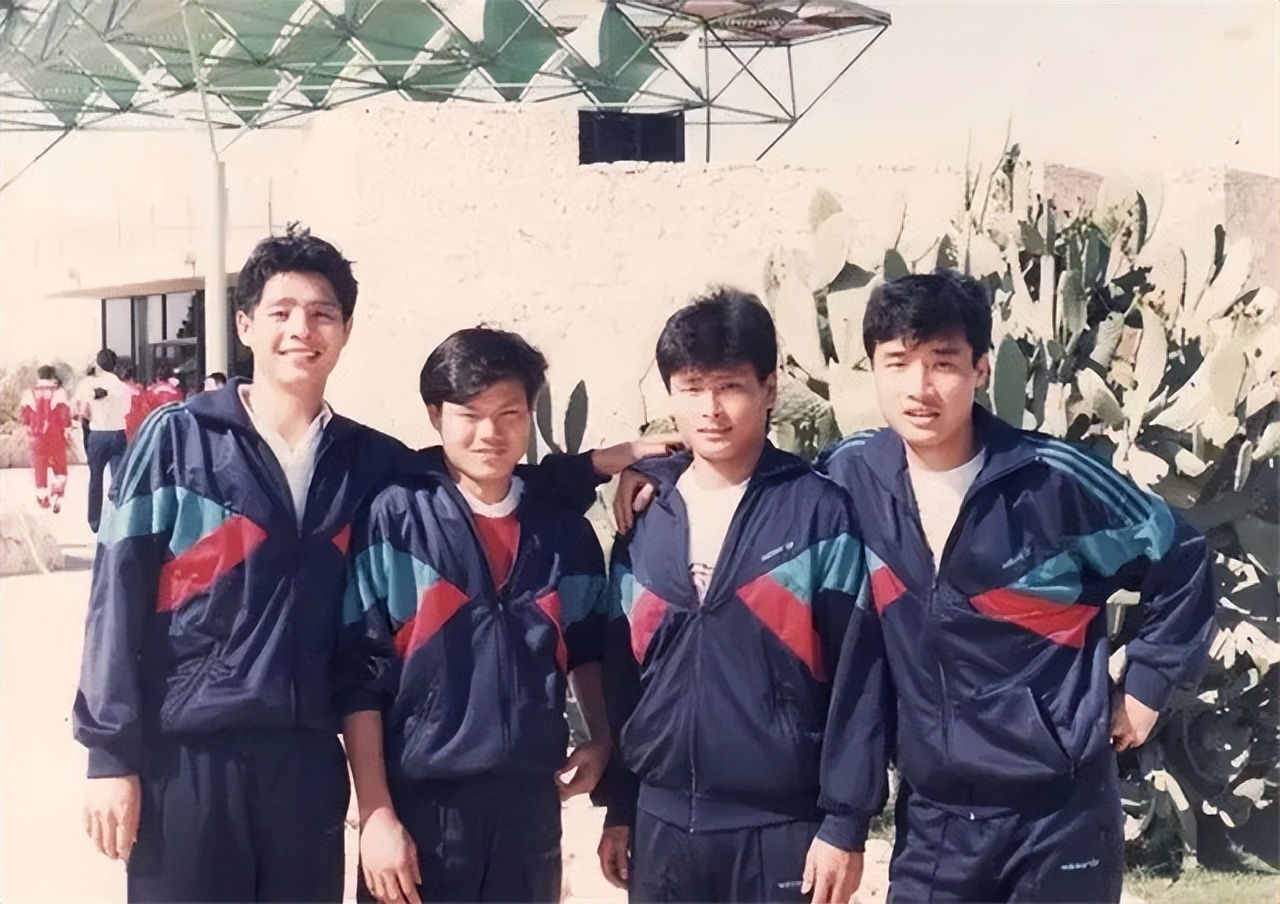 董礼强真是国足克星,中国足球运动员董礼强