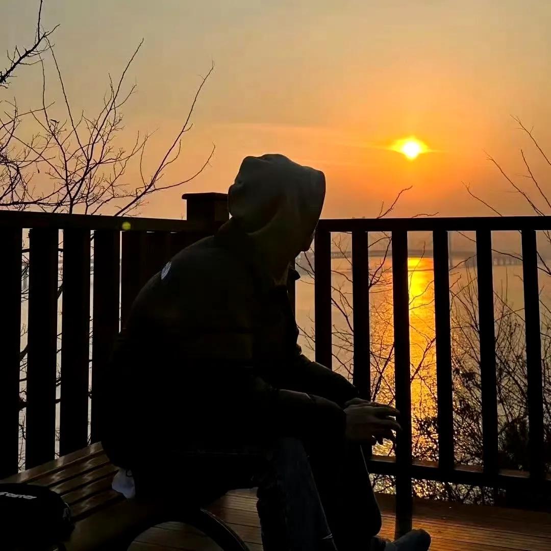 微信头像高逼格的男生头像,男生头像可爱帅气动漫头像