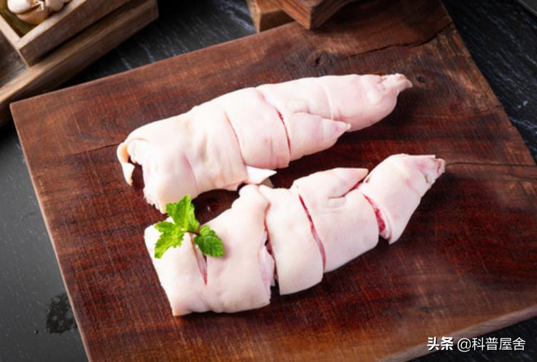 90后姑娘骗保43万,女子被已婚男子骗财骗保