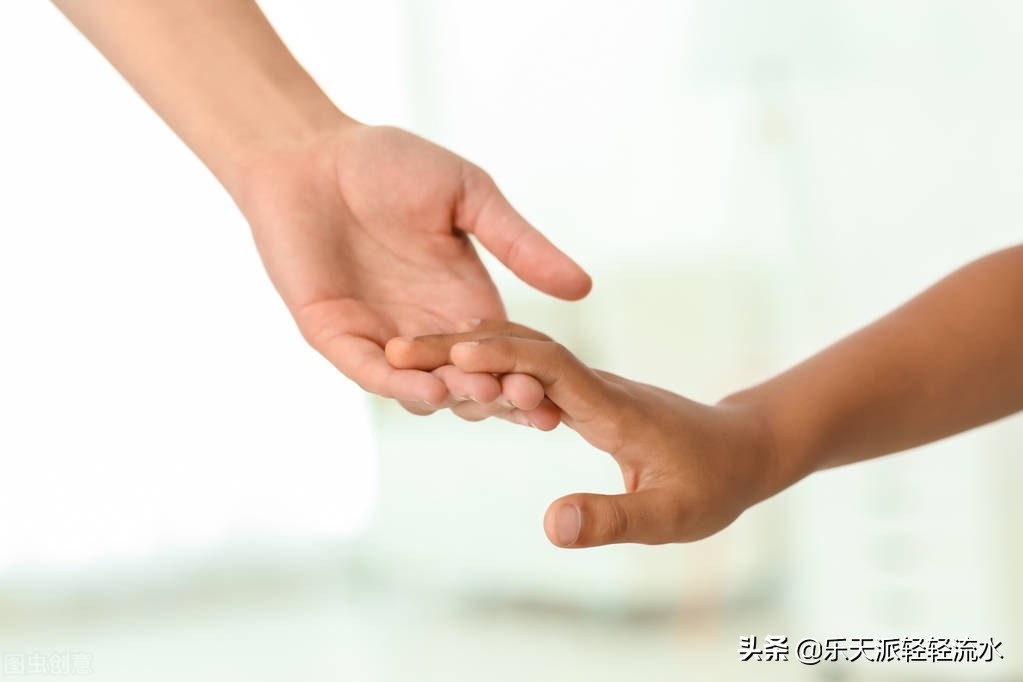 上门女婿，该不该挣钱养家？