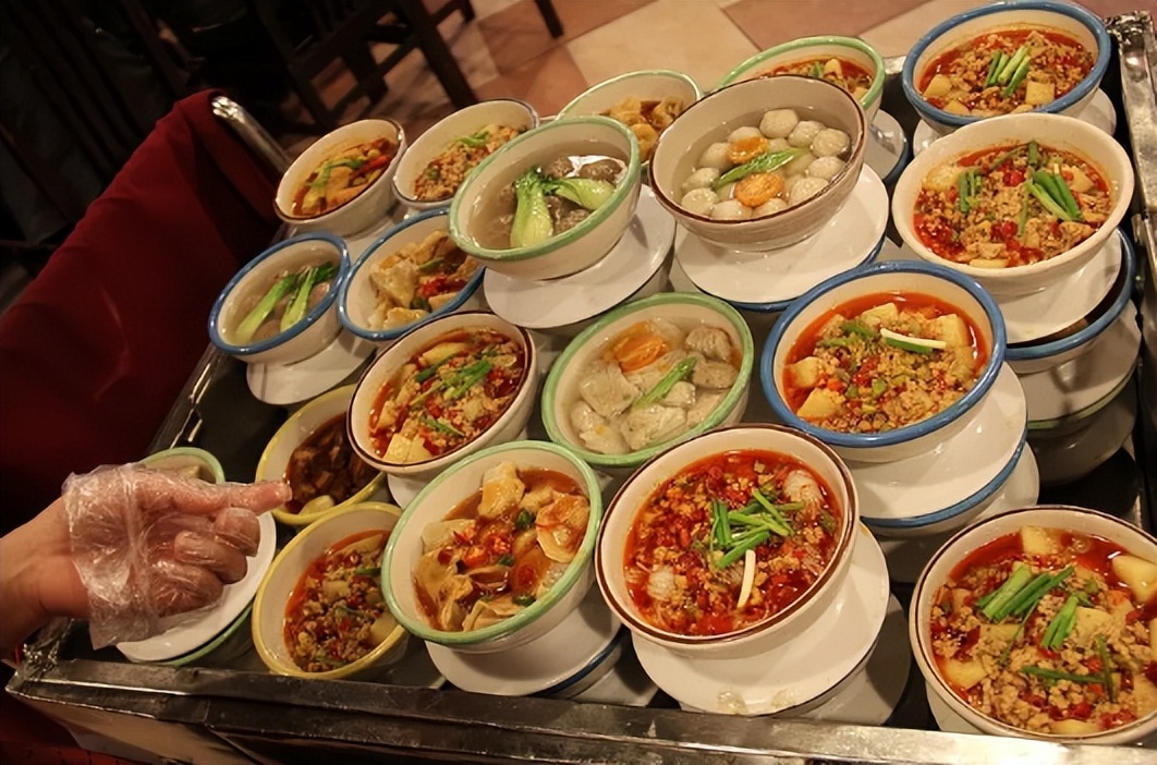 河南济源十大著名特产牛肉丸,河南特产纯正天然黑芝麻小磨香油