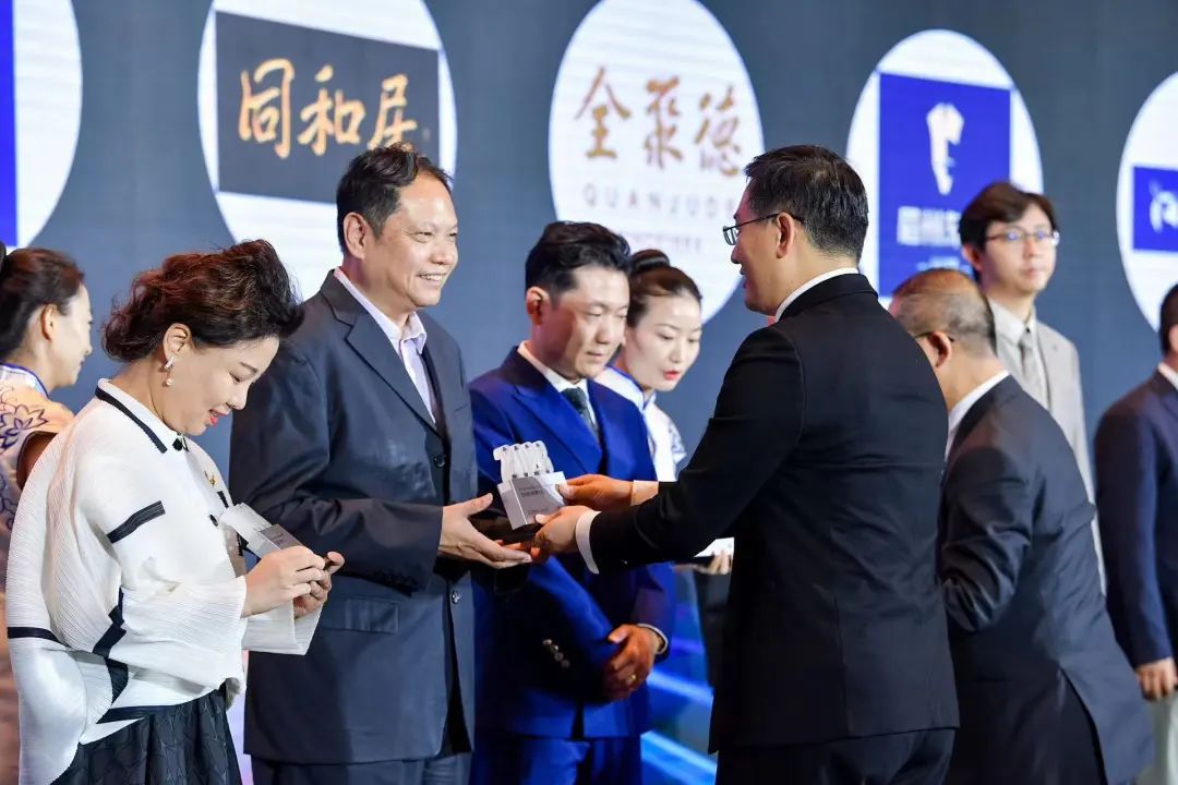 奥斯卡后厨有什么奖项,餐饮界有含金量的奖