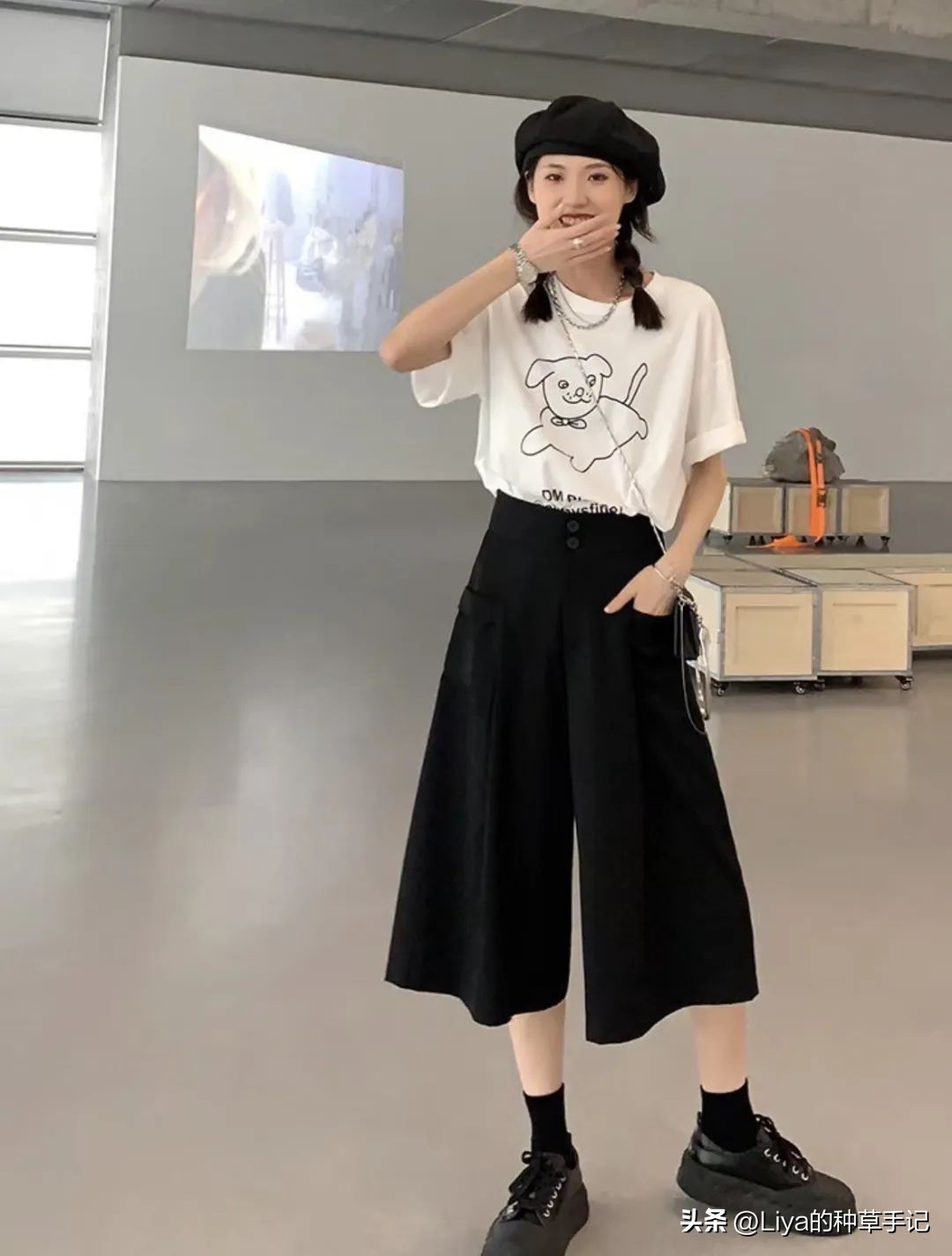 这条“女王裤”才是夏日的正确打开方式，没有心动算我输！