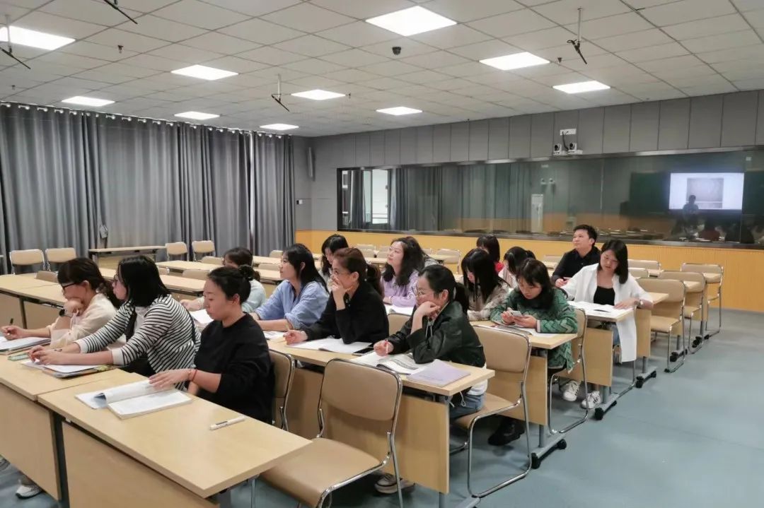 万州三中江南校区最近视频,万州第三中学江南校区