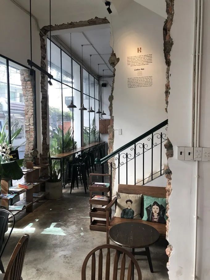 走进越南感受异国风土人情 (越南街头采访对中国的印象)