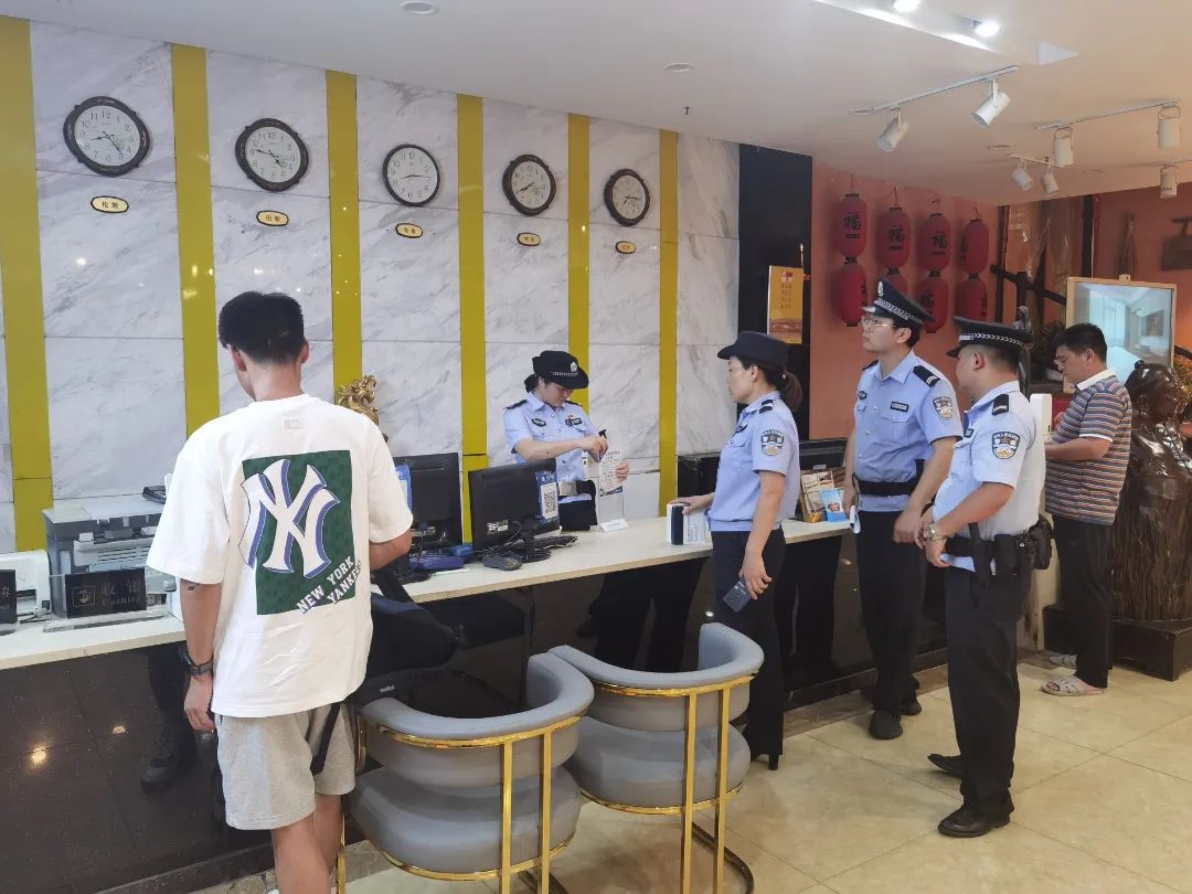 巡场派出所开展治安大清查行动,派出所开展行业场所清查大整治