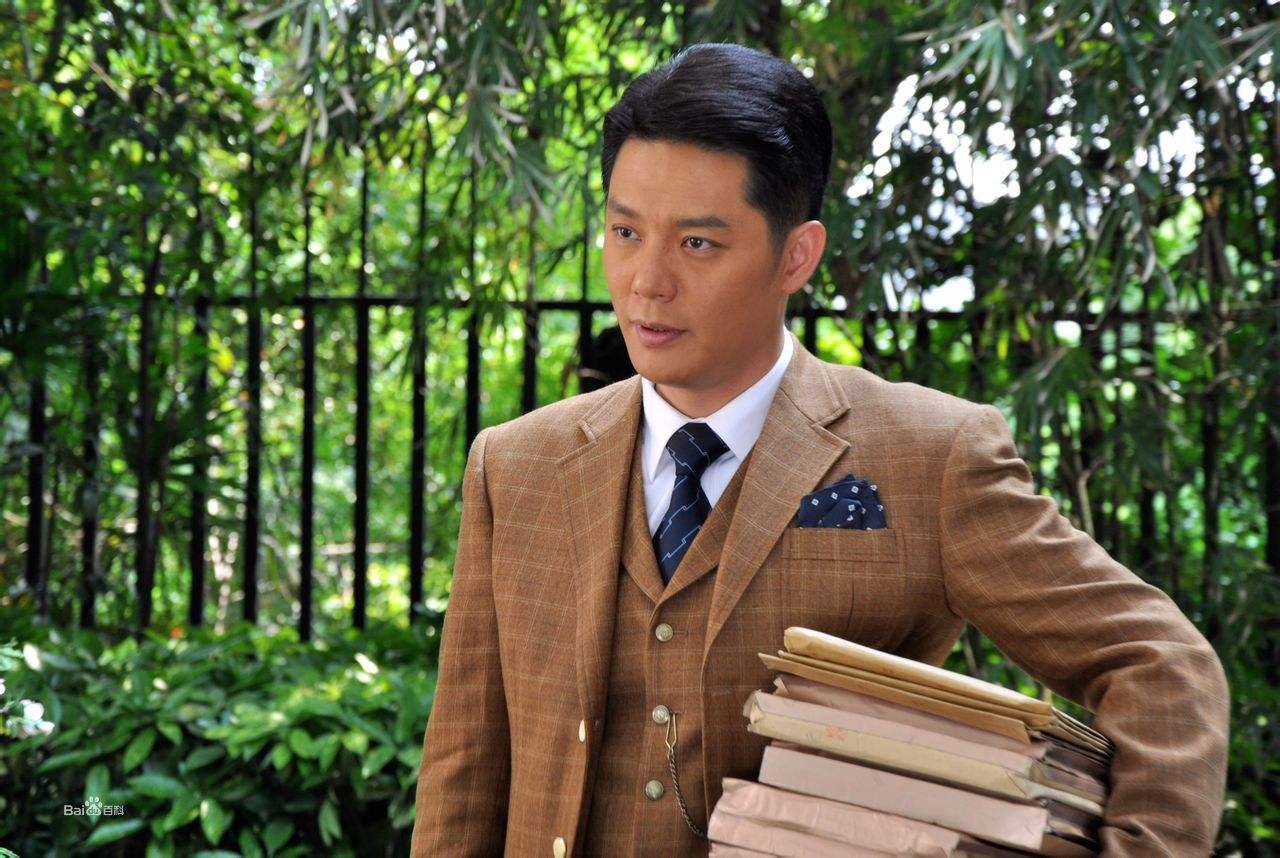 靠老婆成名的男明星,靠妻子上位的男明星