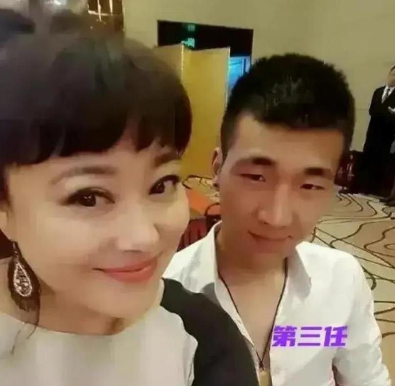 金婚演员李菁菁,金婚庄嫂著名演员李菁菁