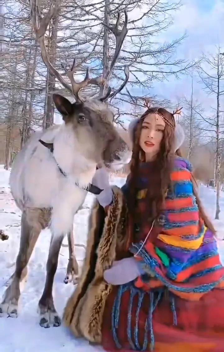 五十六个民族服饰傈僳族,五十六个民族代表服饰图片