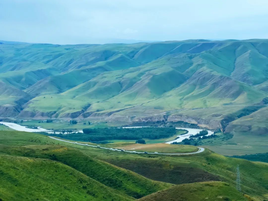 7月份人来人往街道,7月北京人山人海