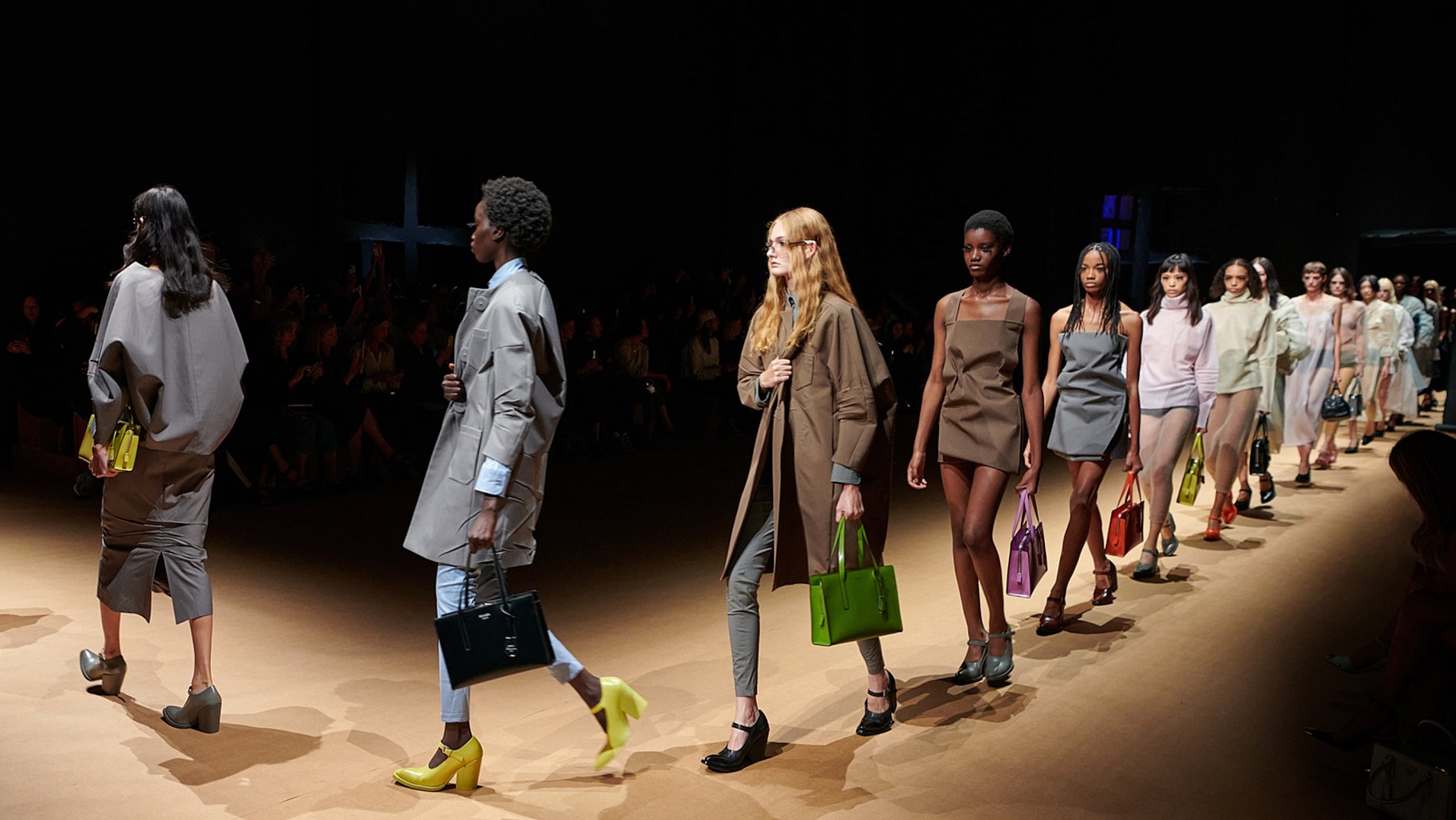 prada三合一牛皮版粉色,prada2023春夏新款图片