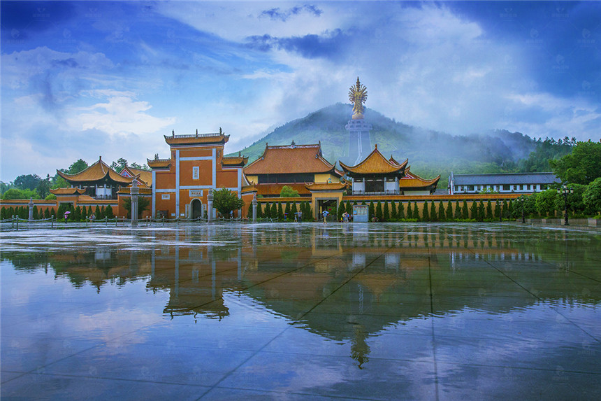 毛主席想参观佳县白云庙，李银桥强烈反对：“迷信”有啥好看的？