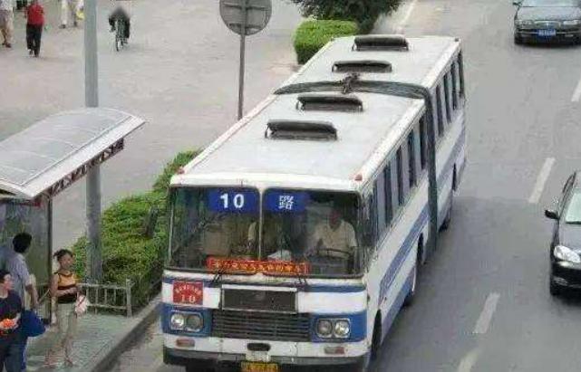 1999年山东一小贩卖毒冰棍，12个孩子无辜死亡，真凶逃亡15年被抓