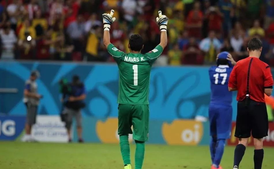 纳瓦斯面对曼城失球,纳瓦斯被嫌弃