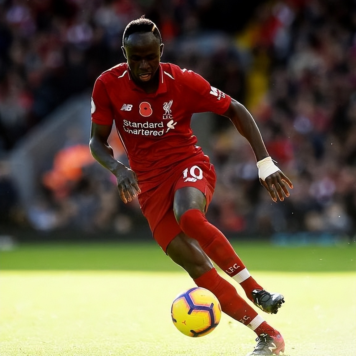 从非洲穷小子到欧洲顶级球星，“火燎的金刚”马内的巨星之路