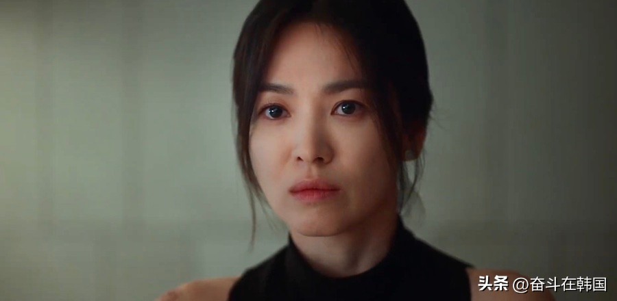 韩国年度最火韩剧之争！网友提名黑暗荣耀、禹英禑，还有更火的吗