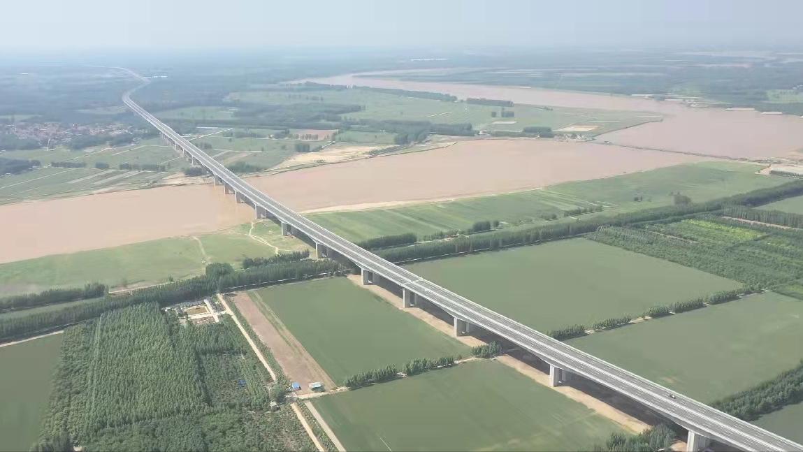 中国跨海跨江跨河桥梁世界第一,中国建的高难度桥梁