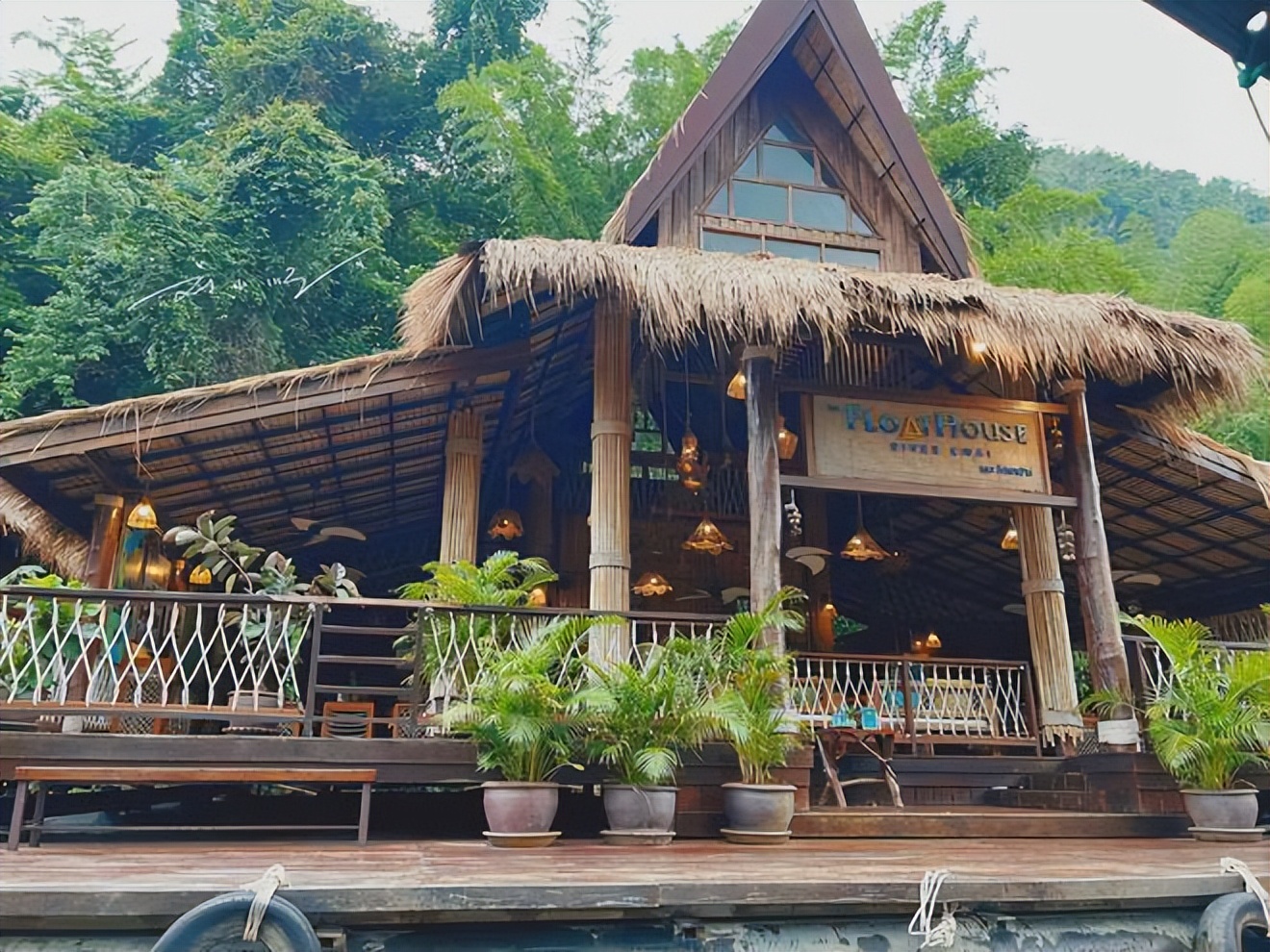 泰国北碧府漂浮酒店,泰国北碧府温泉酒店