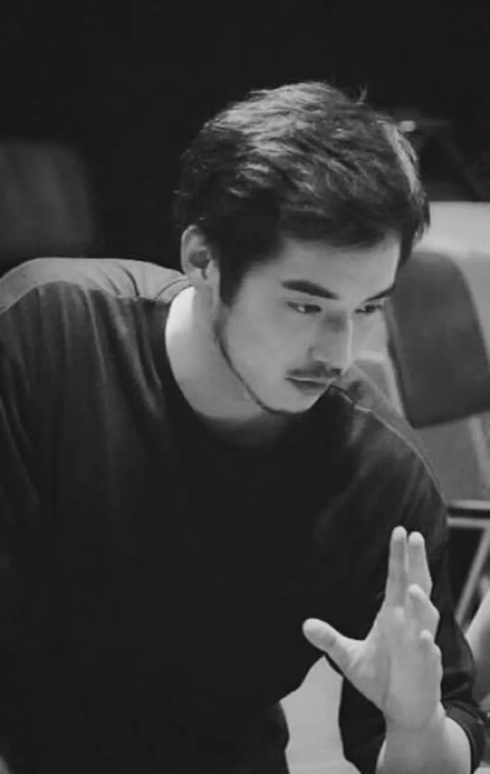 189cm叔系少年爆红!曾是国家级运动员?有颜有身材有演技…