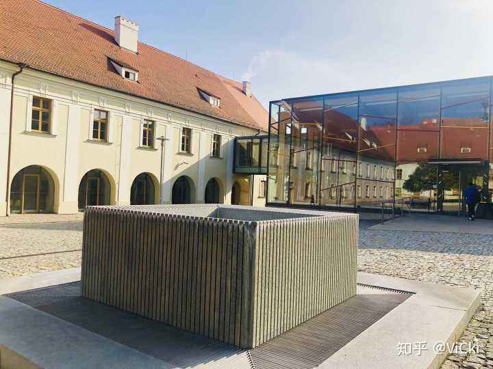 捷克教育免费吗,捷克的教育怎么样