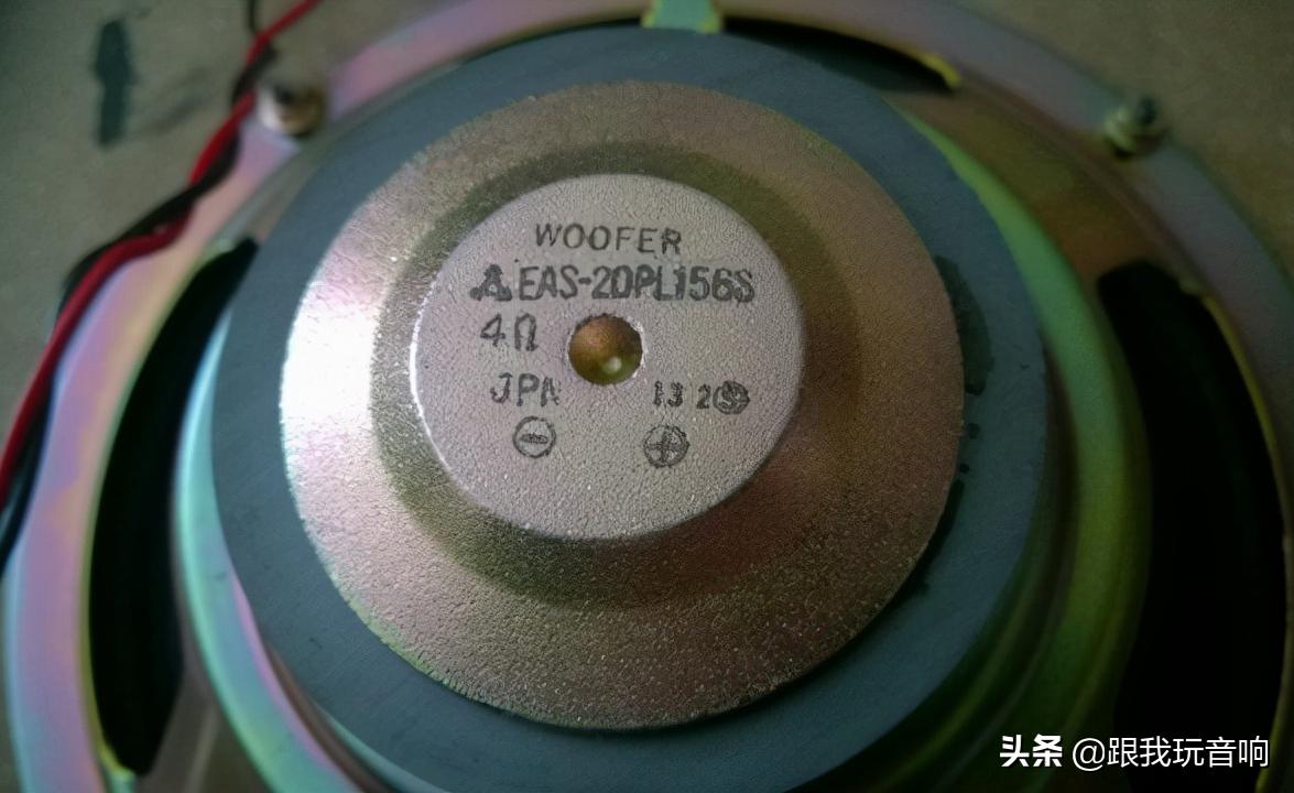 松下RX-6400也称为RX-A2可能是80年代以来最响亮的便携式音响