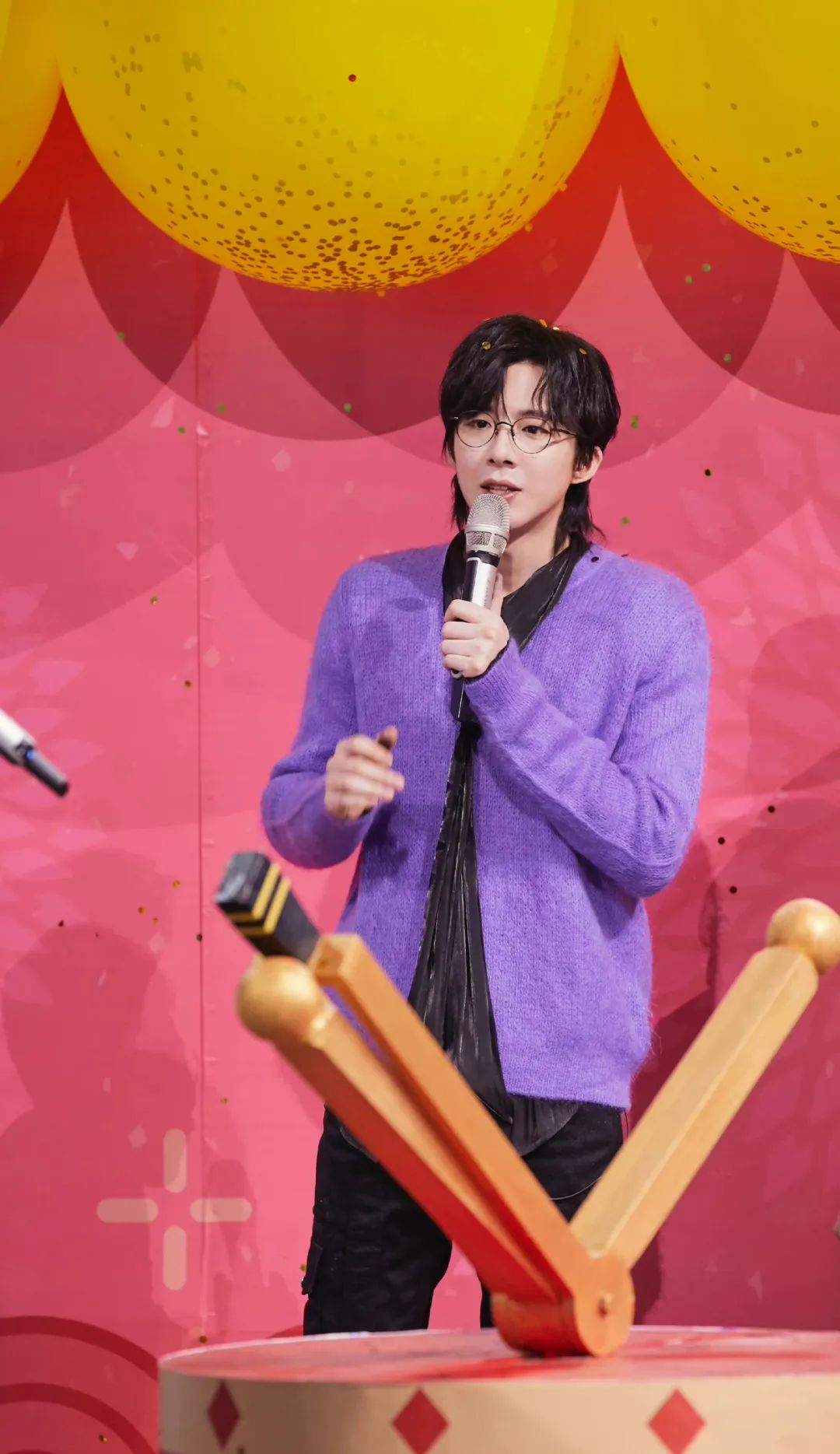 叔系帅哥金世佳,身高190以上的明星金世佳