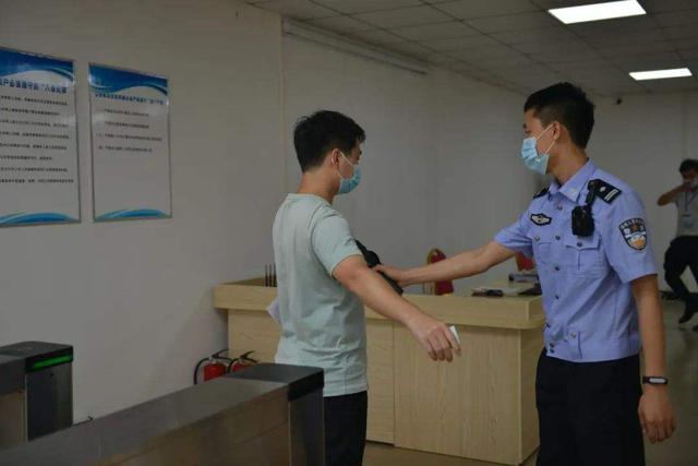 扣了36分要考几次驾照,扣36分要重新报名吗