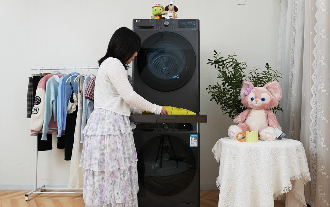 超越妈妈手洗？LG星云黑洗烘套装，AIDD直驱+双变频热泵香不香？