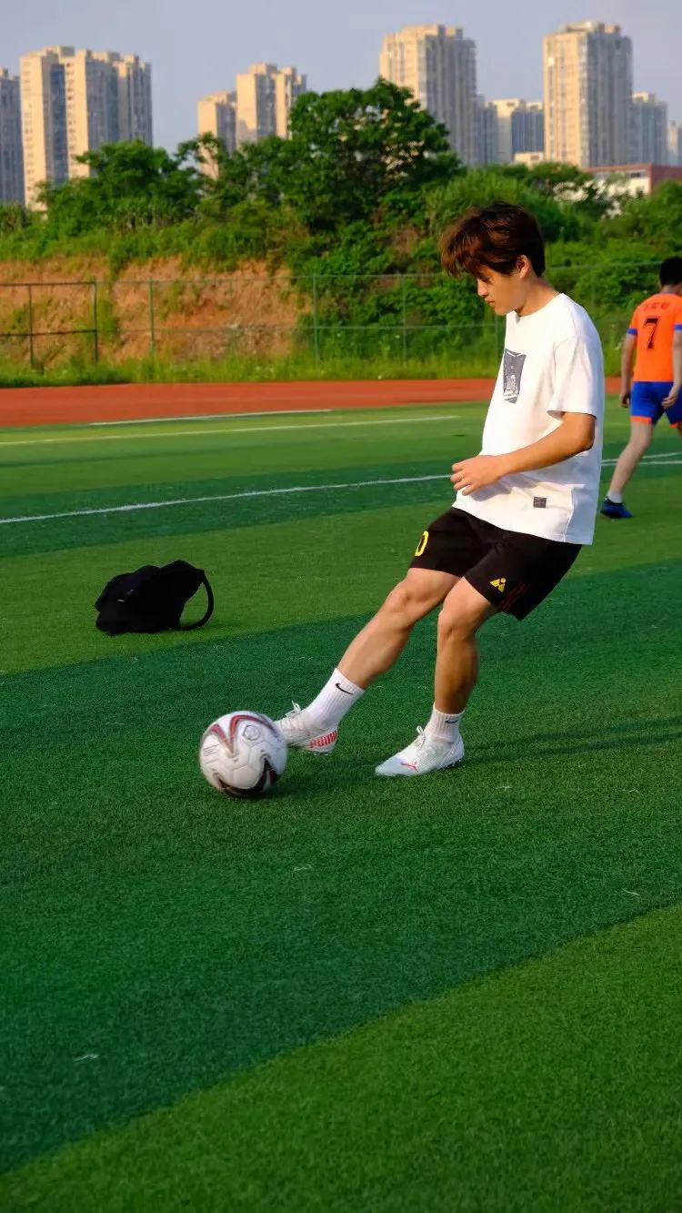 足球少年|湖南工大骆治君：热爱与责任