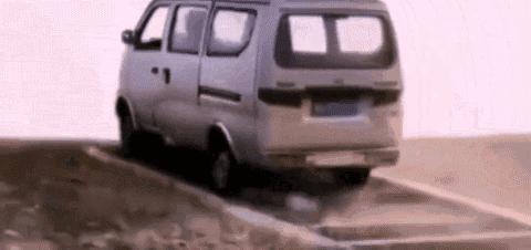 开心一刻｜有人接单吗？接一下我的孤单