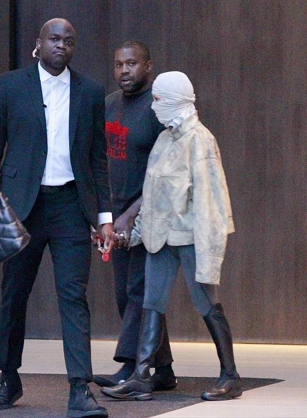 坎爷和24岁新欢出街秋裤,坎爷带妻子出门