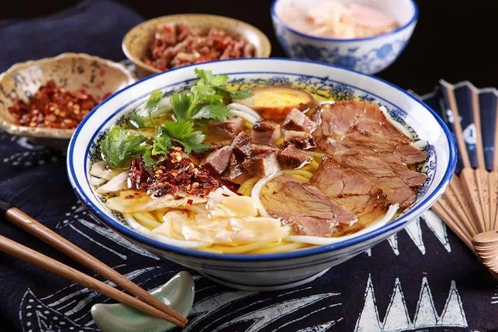 中国舌尖上的贵州美食地方特色菜,来贵州不得不品尝的两道贵州菜