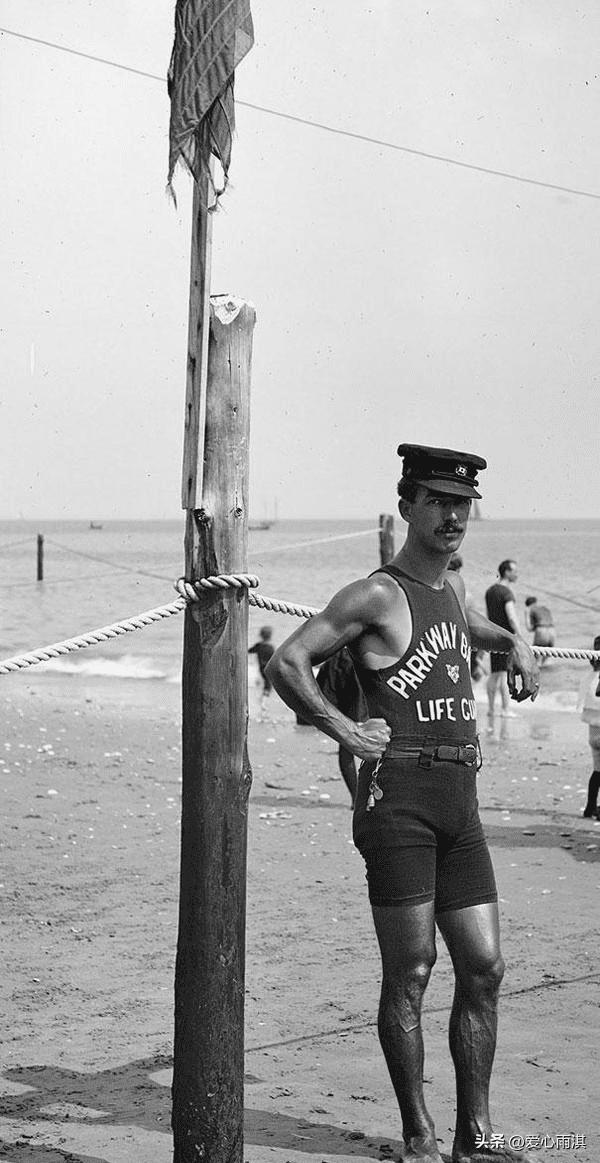 德军屠杀犹太女人的真实影像,纳粹集中营屠杀女性暴行案