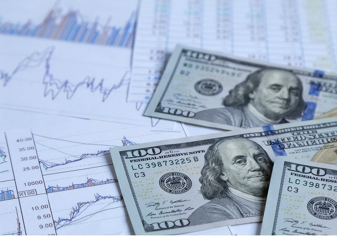 美国抛弃美债的后果 (美国现在欠全世界多少美债)