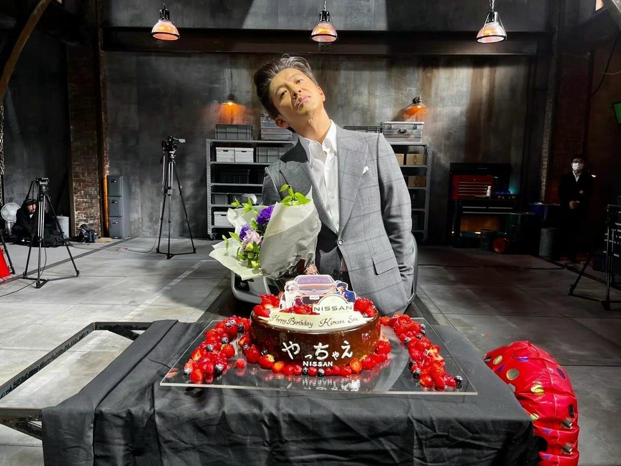 木村拓哉与工藤静香合唱,木村拓哉工藤静香宣布结婚片段