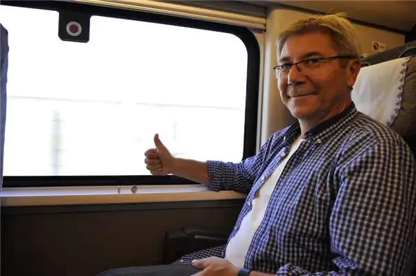 动车和高铁的一等座与二等座区别,复兴号和和谐号的区别高铁和动车