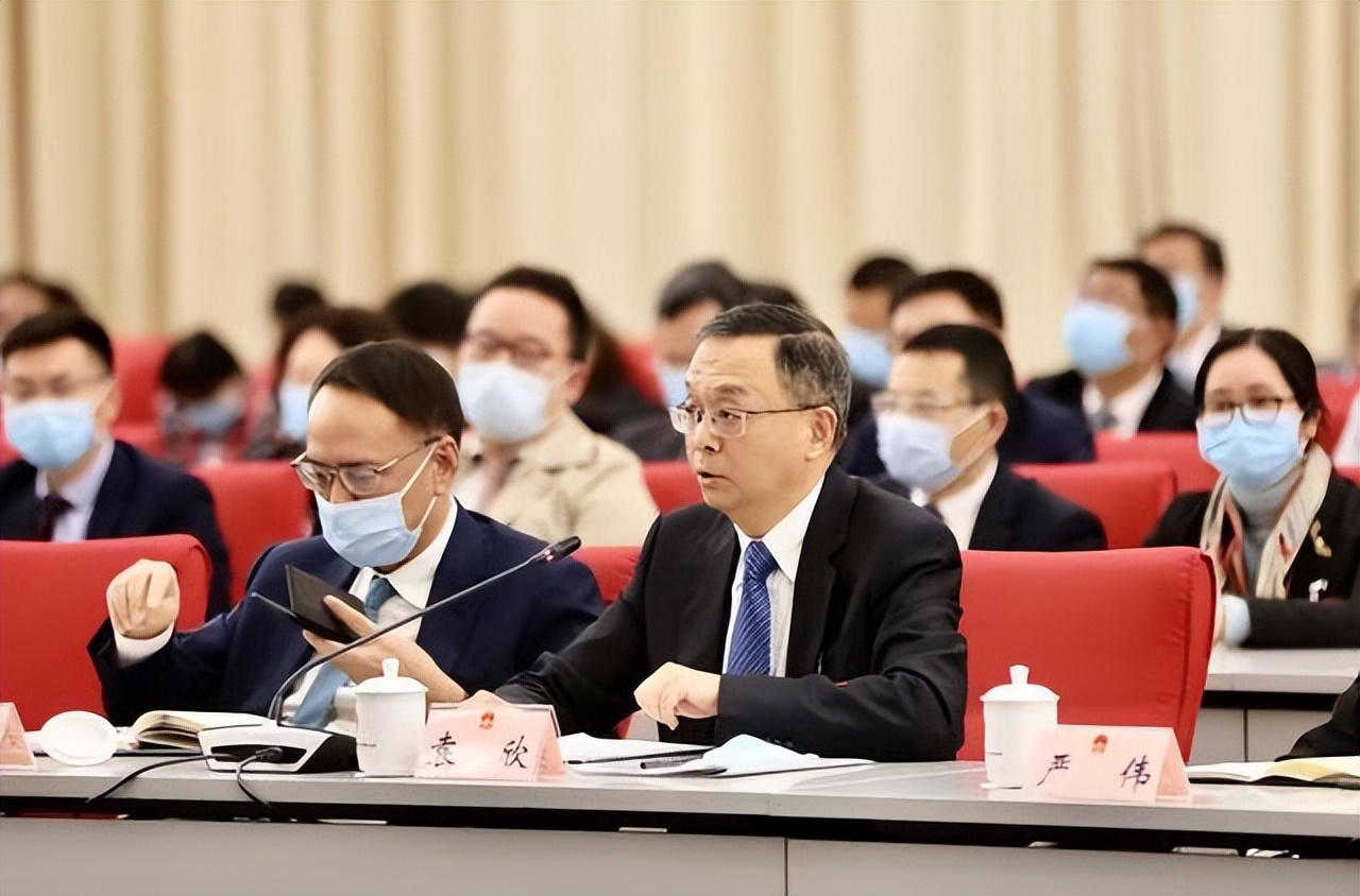 通信历史连载369-上海贝尔之1985年入职、铁打的董事长-袁欣