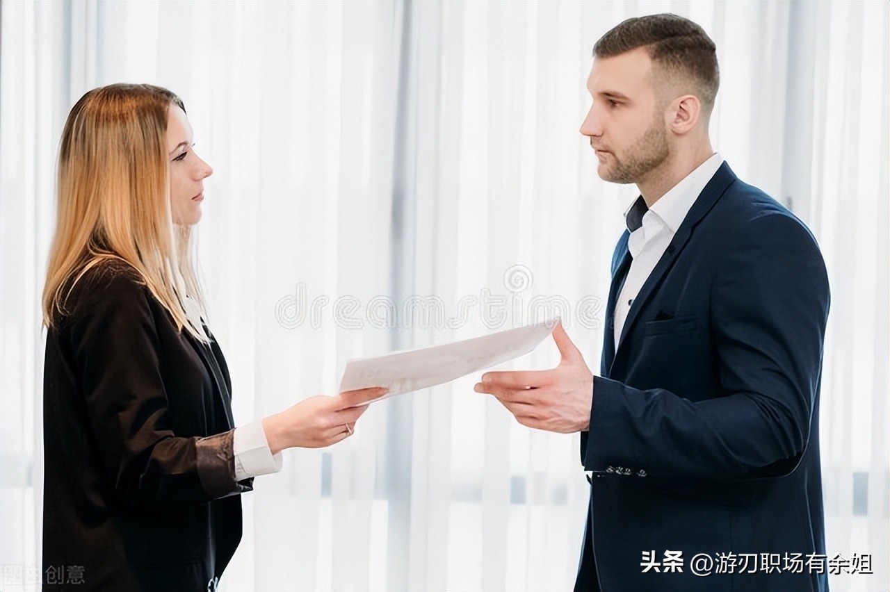 给领导辞职发信息领导不回,跟领导说辞职了但领导一直不让走