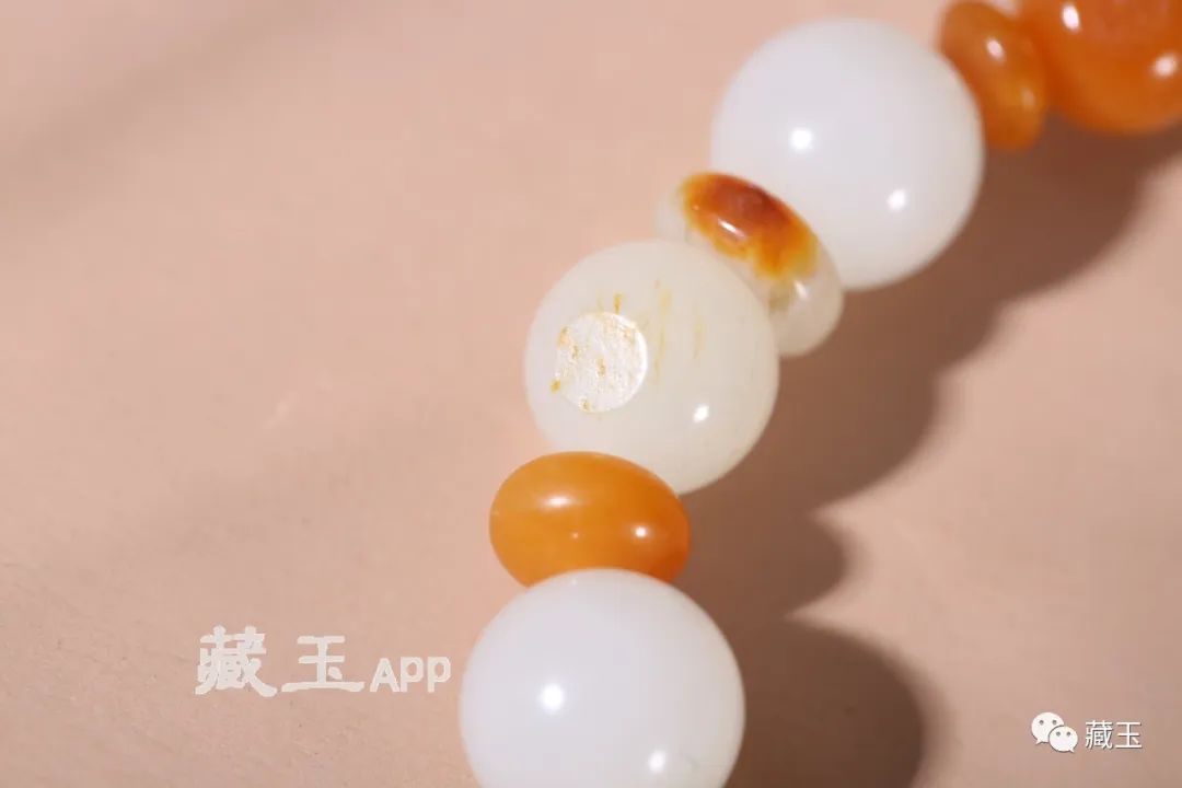 一颗珠子价值4000元,一颗珠子三十元