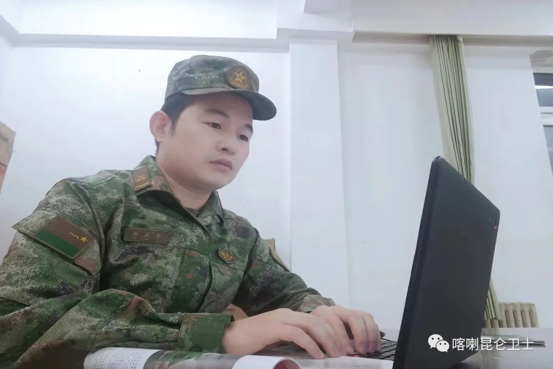 边疆兵记者,有请边防军人走上舞台