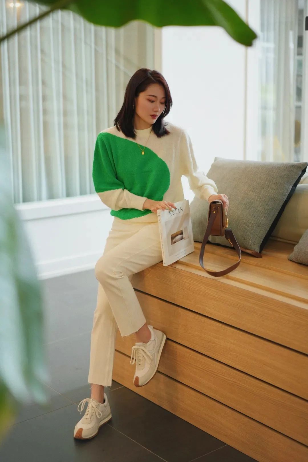 冬天穿啥鞋百搭又好看啊,冬天穿什么鞋百搭还保暖好穿