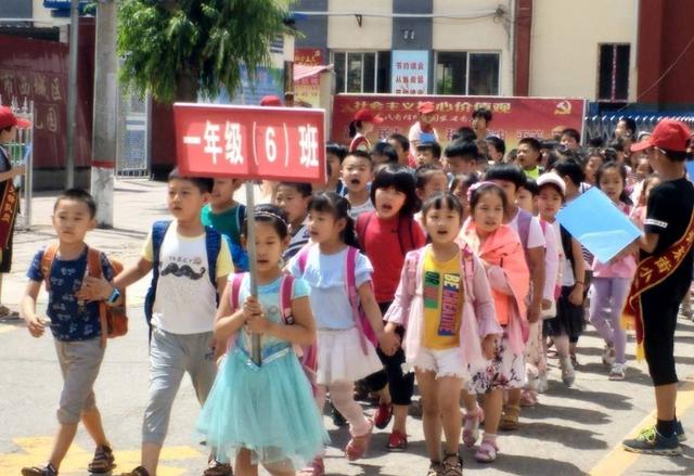 小学生考零分被家长表扬,小学生考96分被家长痛批