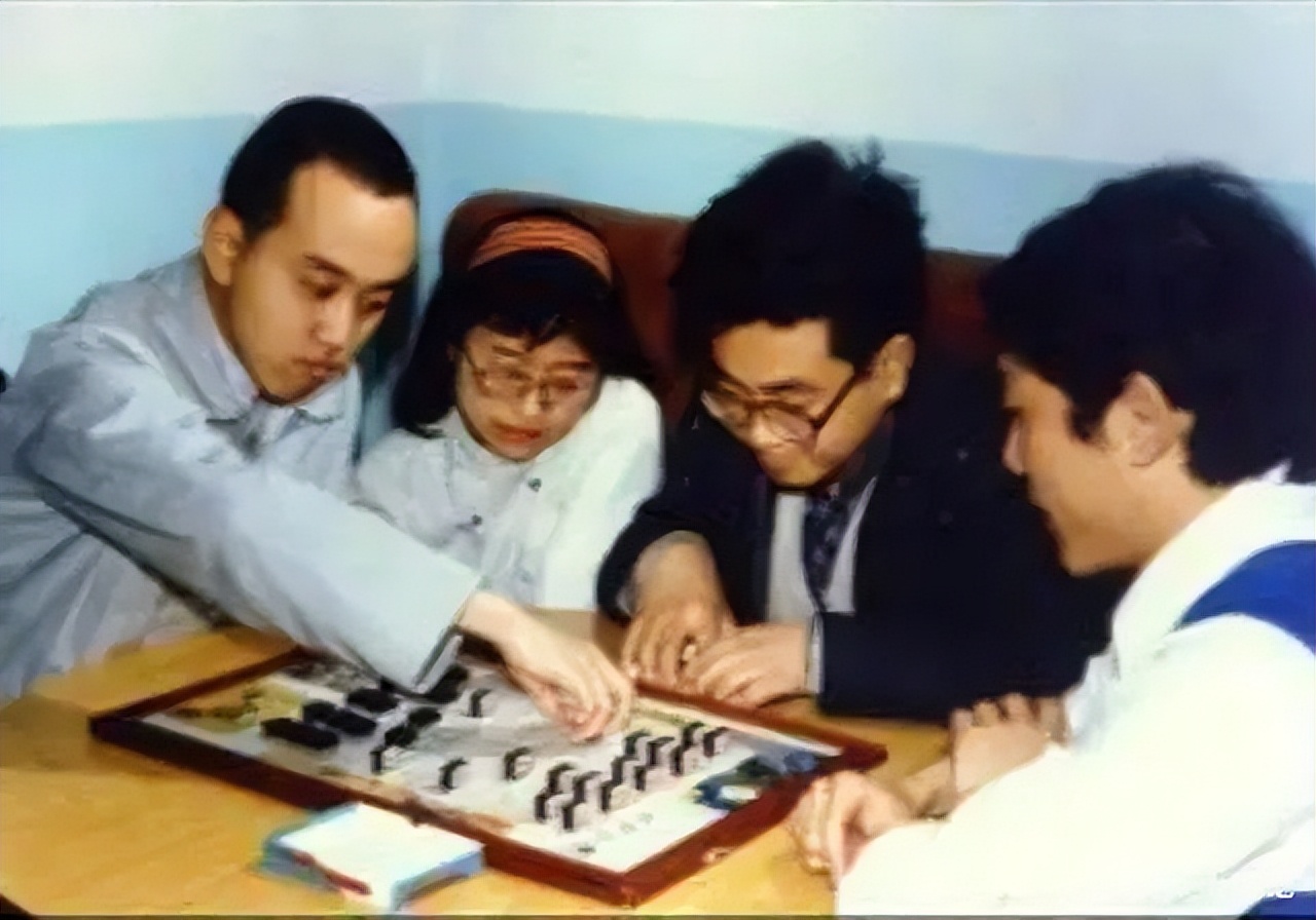 第一批神童现在的生活,第一名的神童