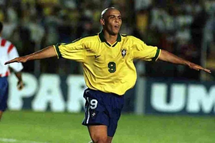 足坛十大前锋努涅斯,2022足坛十大前锋