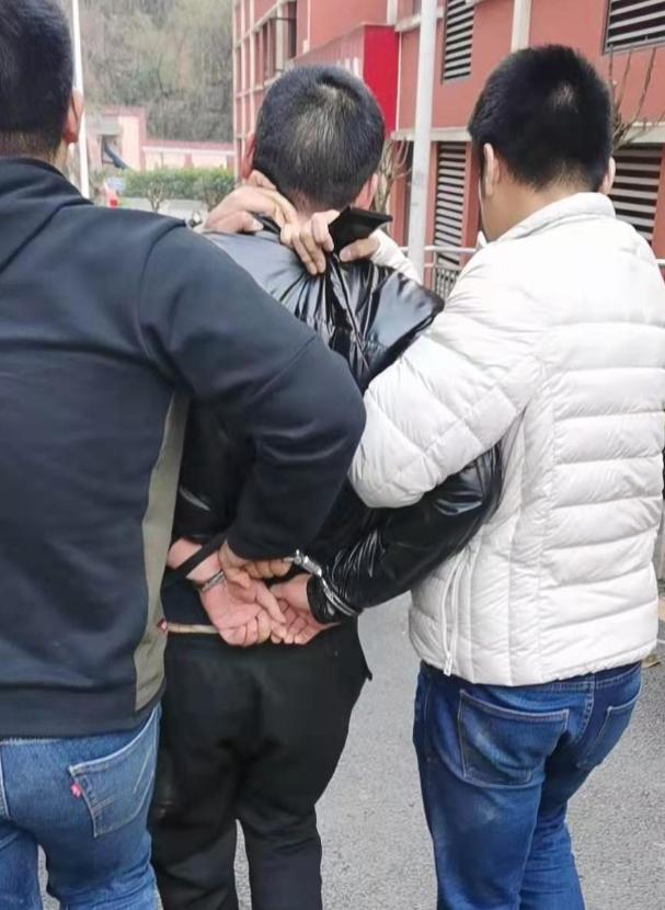 1998年警花被杀,1998年警花被杀案