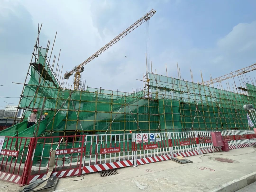 深度｜“烤验”玻璃穹顶：看起来很美，用着也要美