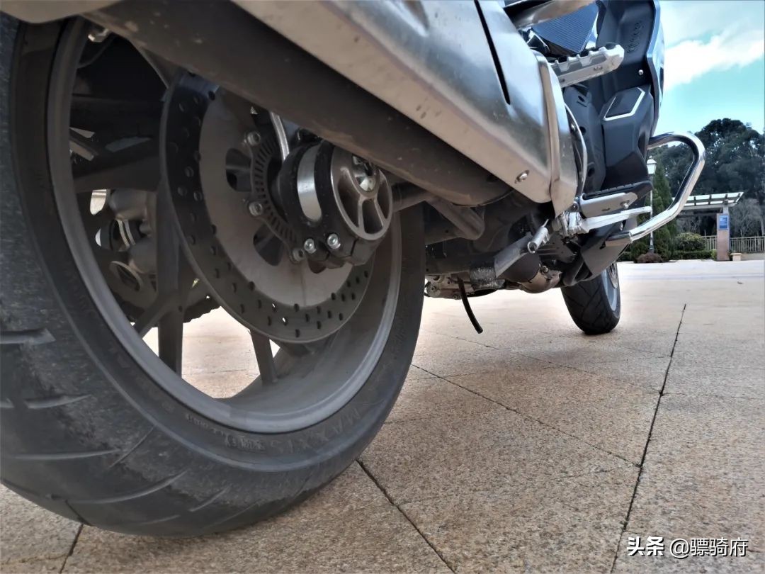 国产小金翼摩托车,国产贝纳利600cc旅行车