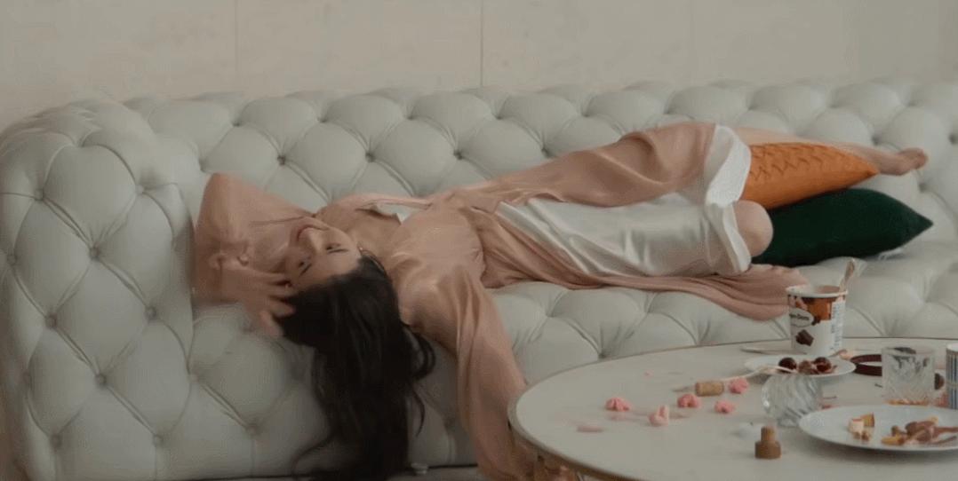 关之琳将拍卖私藏珠宝做慈善,关之琳拍卖51件私人珠宝真假