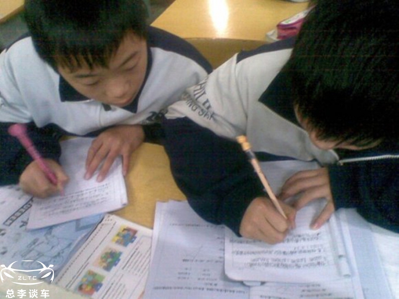 日产奇骏2.5加速几秒,奇骏2.0自吸0-100加速多少秒